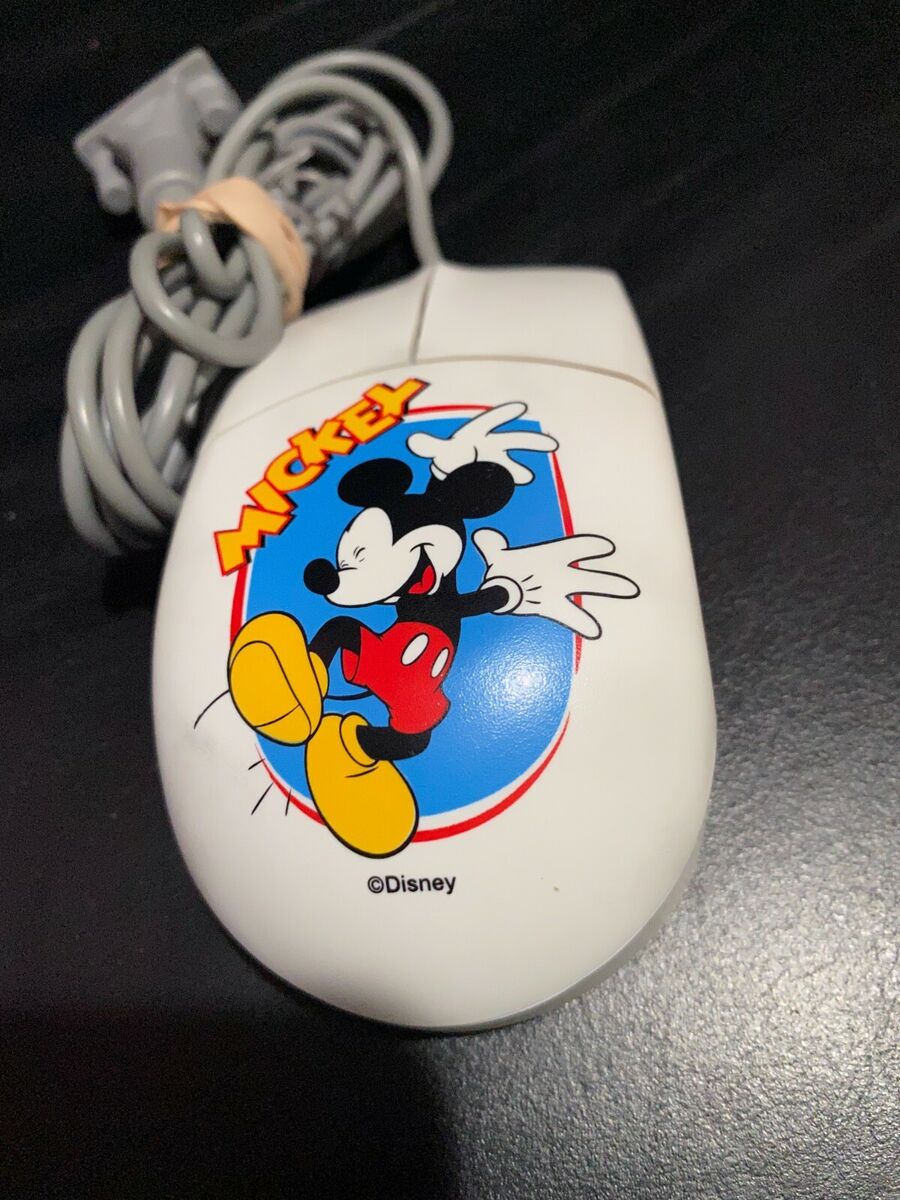 Mouse retro de Mickey Mouse (EJEMPLO)
